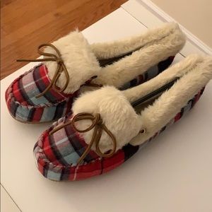 Plaid Cabela’s moccasins